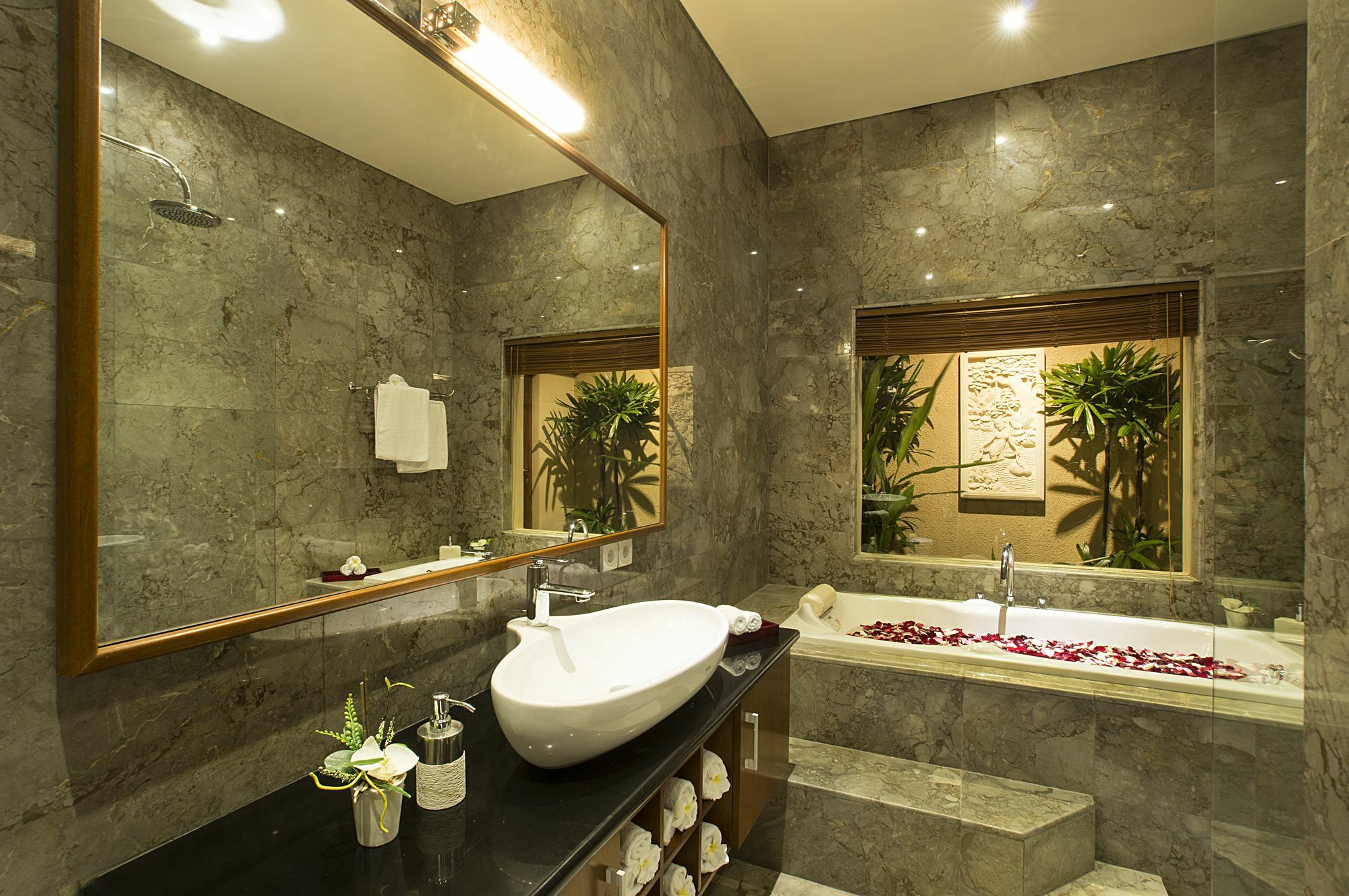 The Oasis Retreat Seminyak Villa ภายนอก รูปภาพ